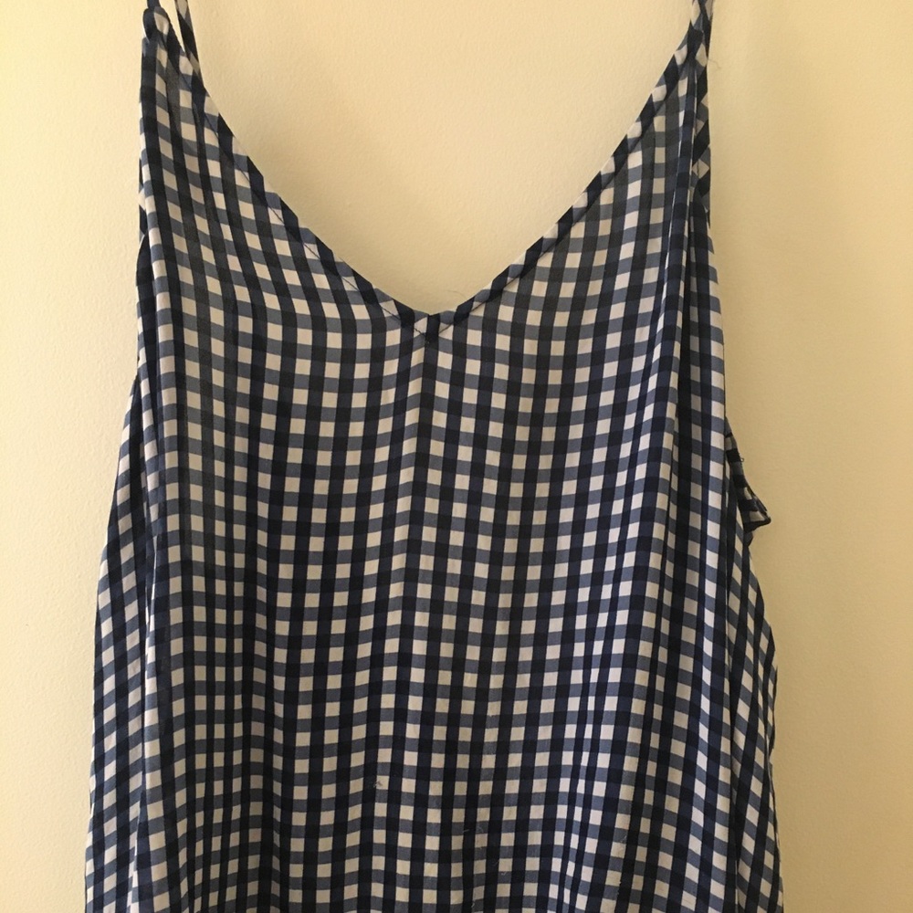 No back gingham